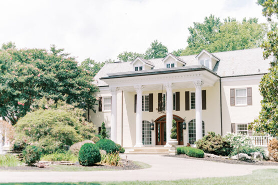 Estate at Cherokee Dock in Tennessee