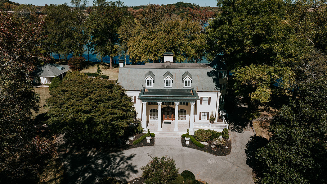 Exterior 2