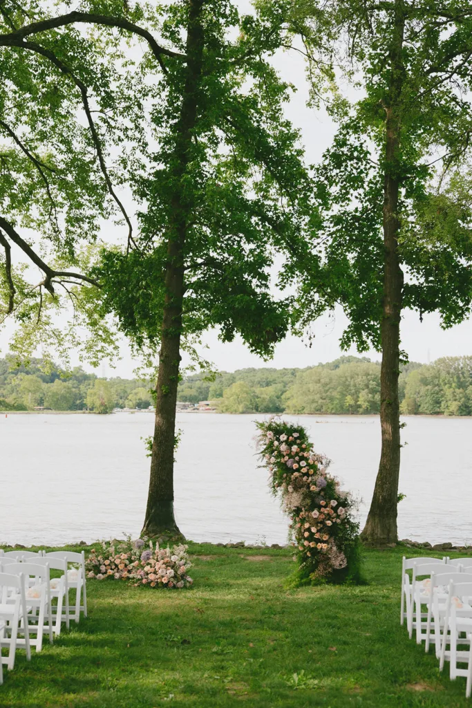 The Estate at Cherokee Dock Lakeside Lawn