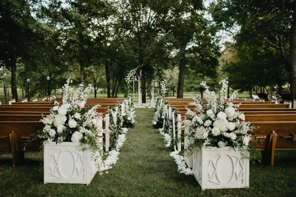 The Estate at Cherokee Dock Willow Oak Canopy