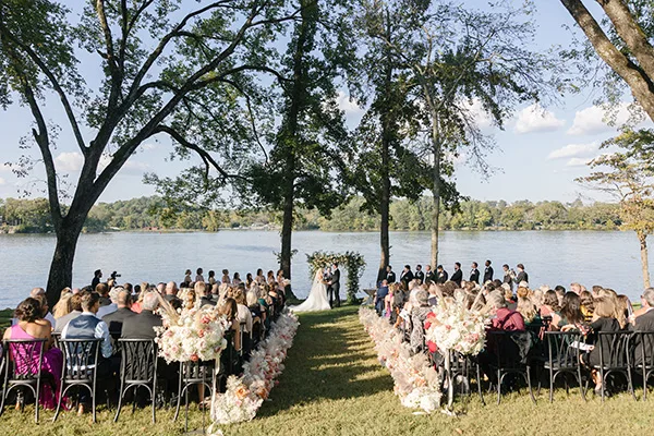 The Estate at Cherokee Dock Lakeside Lawn