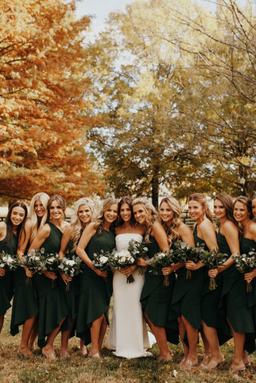 jessica with her bridesmaids