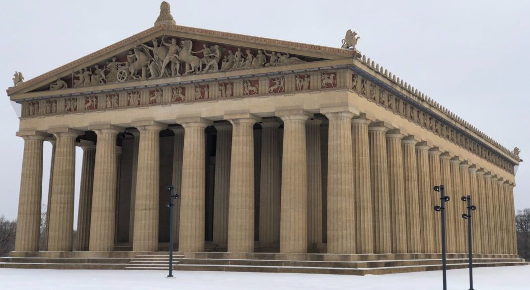 Nashville Parthenon in the snow